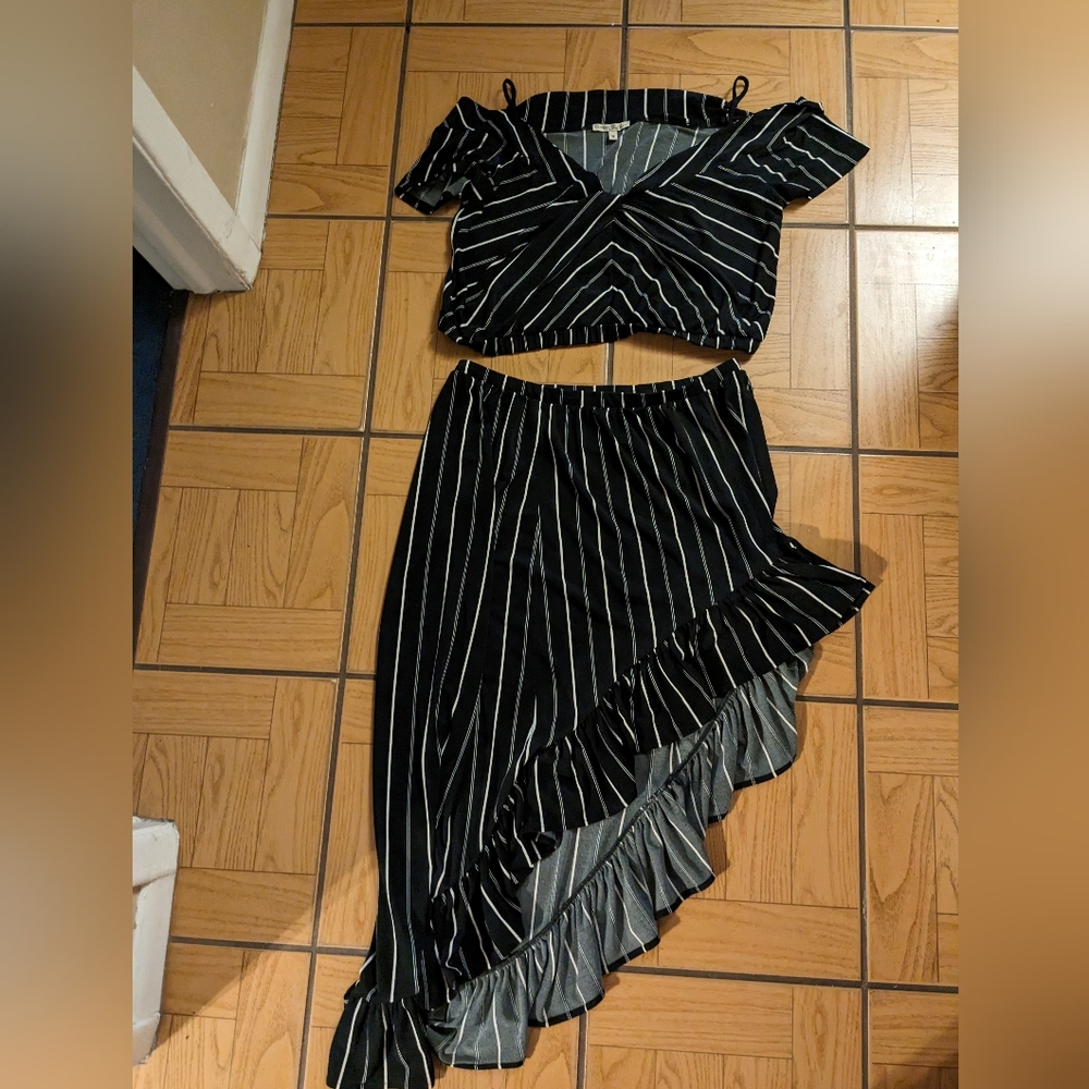 Express one eleven crop top and high low matching skirt set